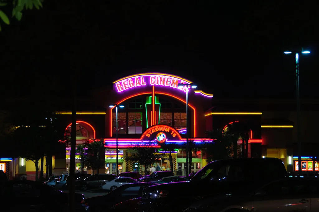 best movie theater in fort myers